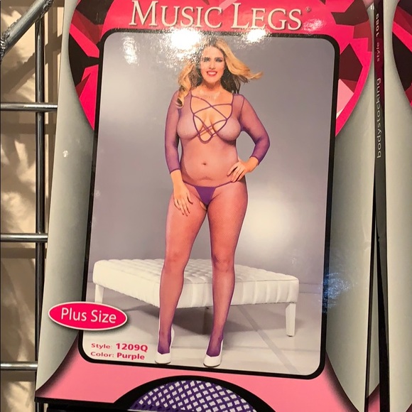 Fishnet cat suit plus size - Picture 4 of 5